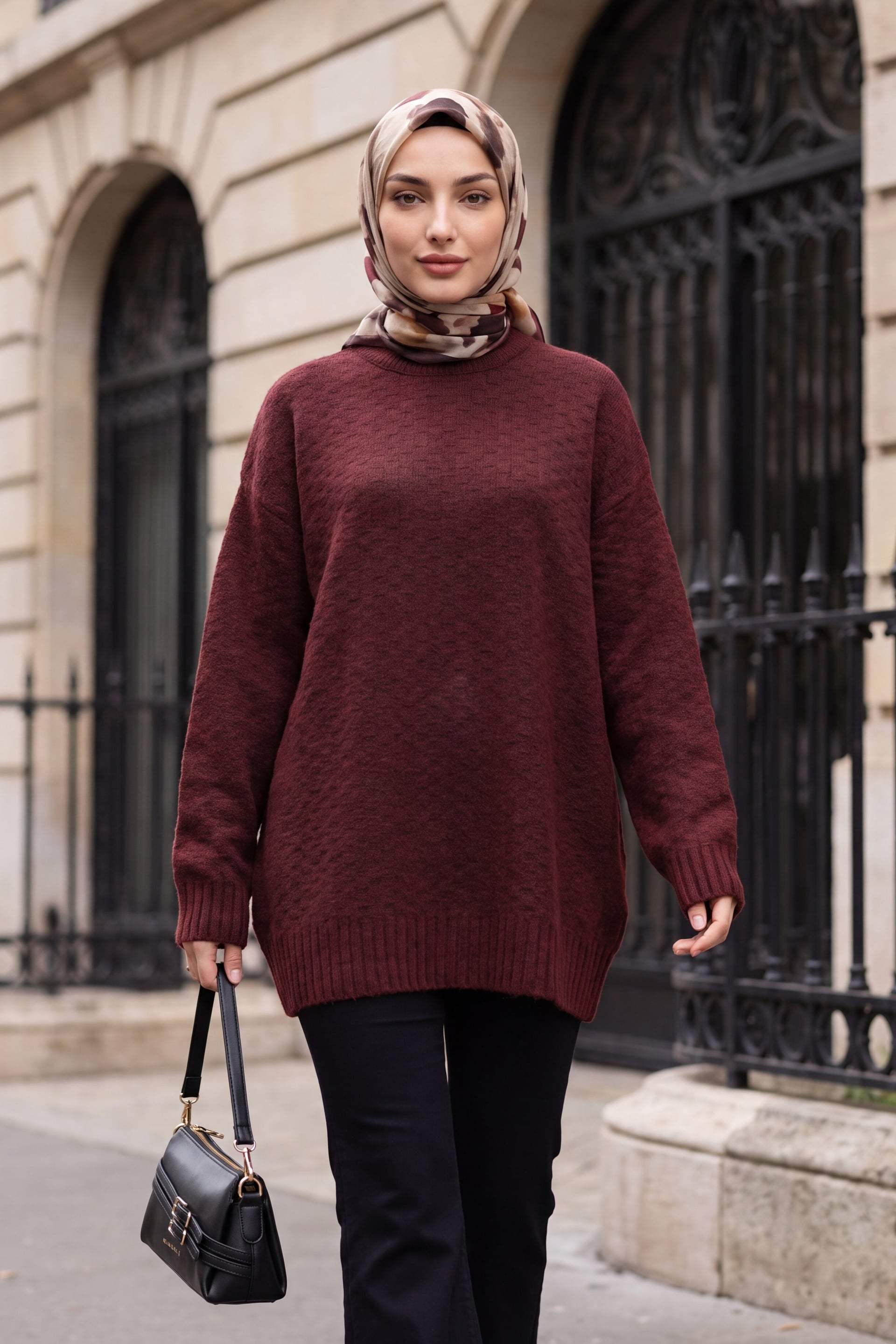 Round Neck Ribbed Hem Relaxed Knit Tunic - Burgundy - Podyumplus - by Peralane
