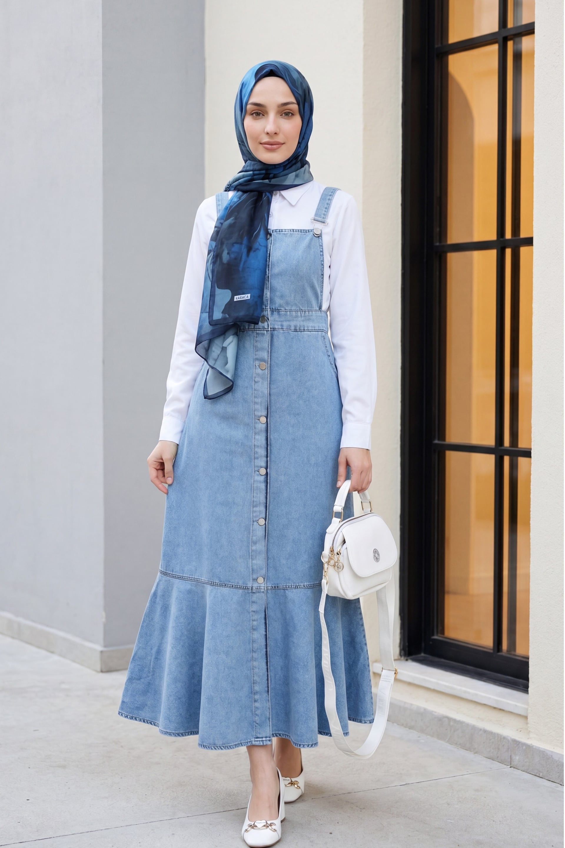 Button-Front Denim Jile Dress with Ruffled Hem - Ice Blue - Podyumplus - by Peralane