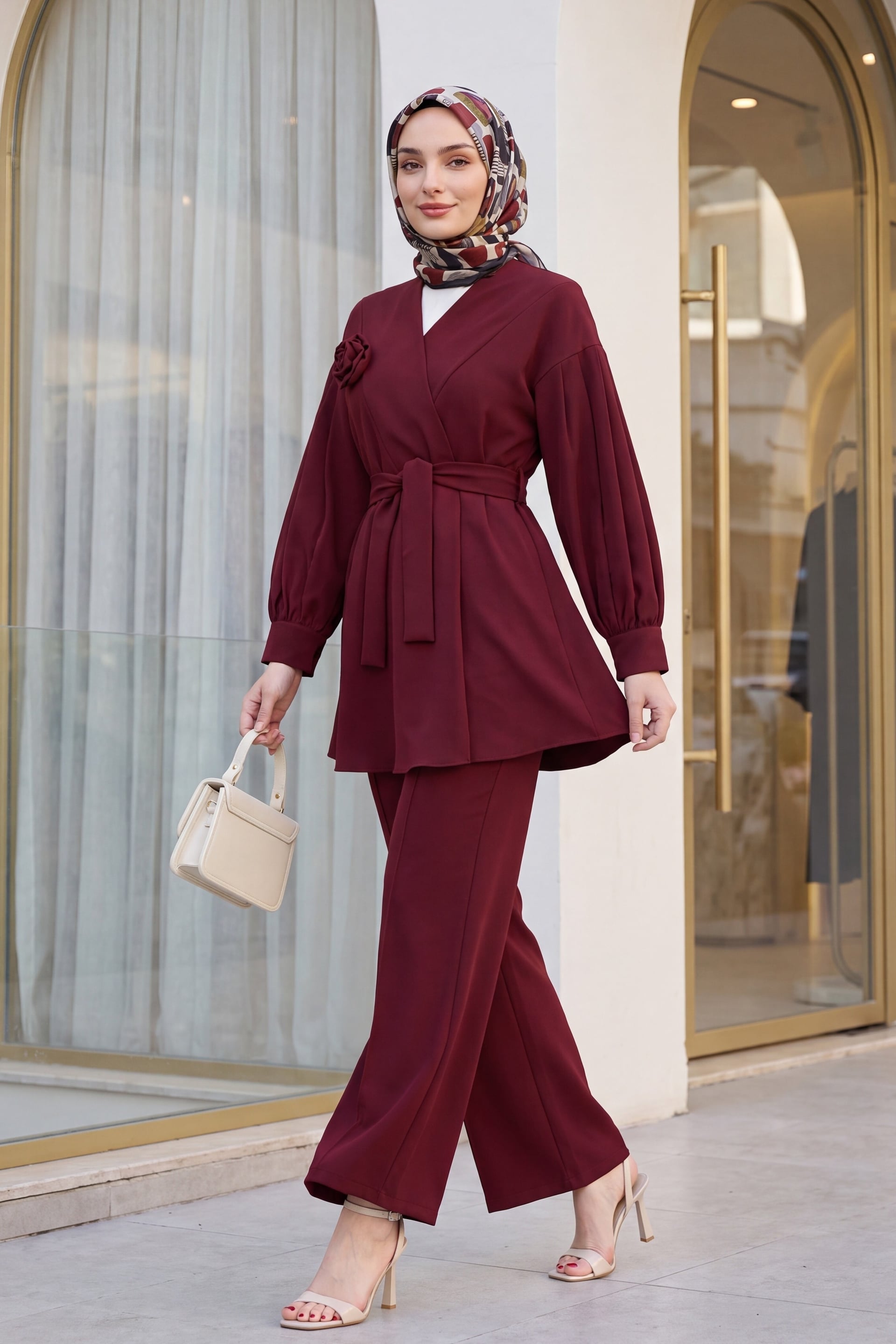 V-Neck Rose Brooch Belted Balloon Sleeve Pleated Waist Elastic Trousers Two-Piece Set - Burgundy - Podyumplus - by Peralane - photo 4