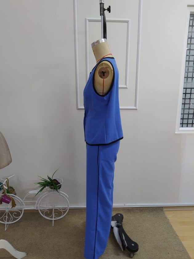 Women's Sleeveless Button-Up Vest and Wide-Leg Trousers Two-Piece Set - Janes - by Peralane - photo 5