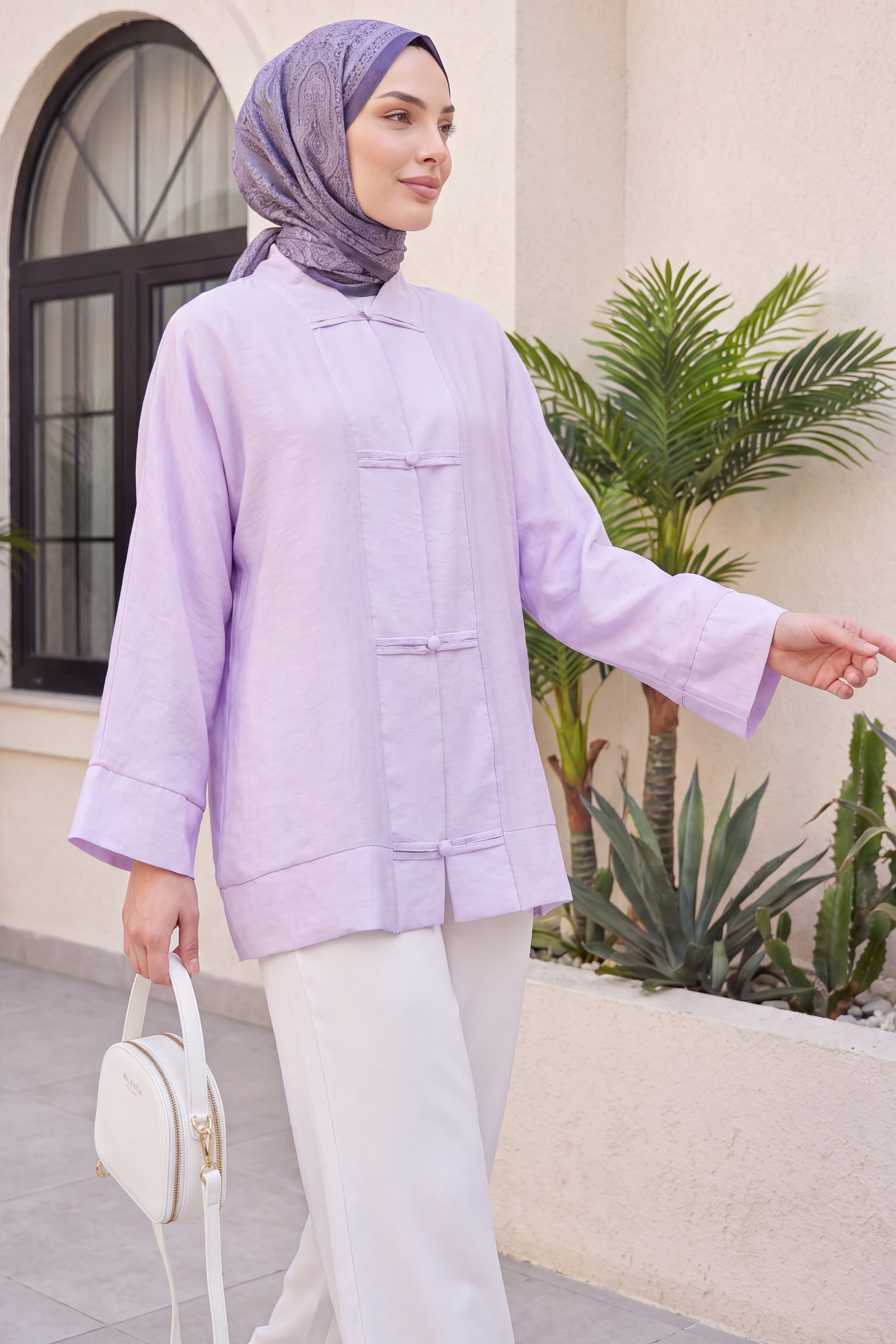 Lavender Oversized Kimono with Mandarin Collar and Frog Button Closures - Podyumplus - by Peralane
