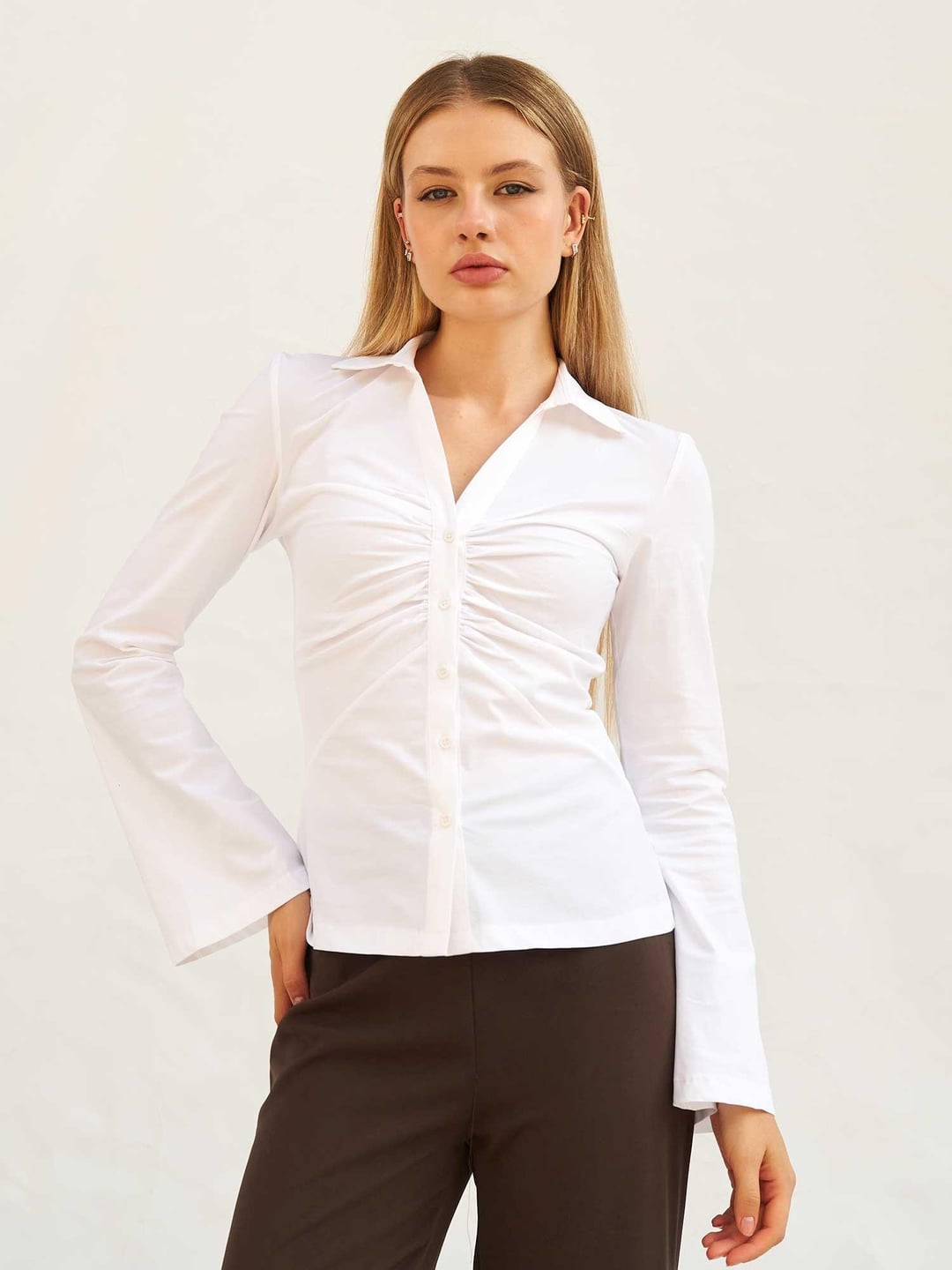 White Poplin Blouse with Ruching Detail - Lefon - by Peralane