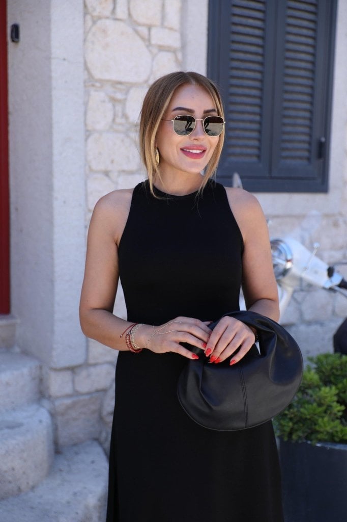 Women's Sleeveless Black A-Line Viscon Dress with Open Shoulders and Back Clip Detail - Janes - by Peralane - photo 4