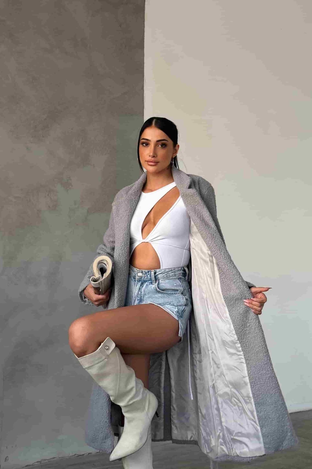 Grey Textured Boucle Coat with Shawl Collar and Tie Belt - My Bee - by Peralane - photo 3