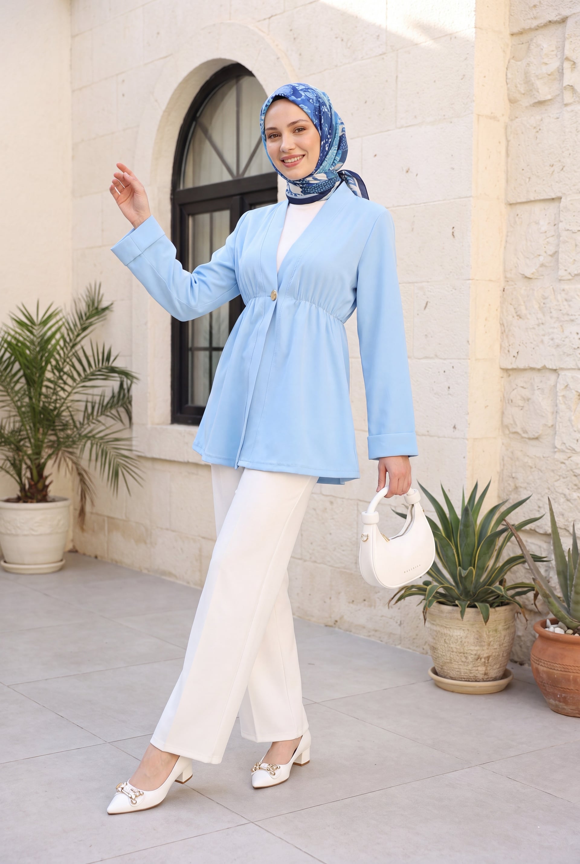 Elastic Waist Cuffed Sleeve Single Button Crepe Kimono - Baby Blue - Podyumplus - by Peralane - photo 4