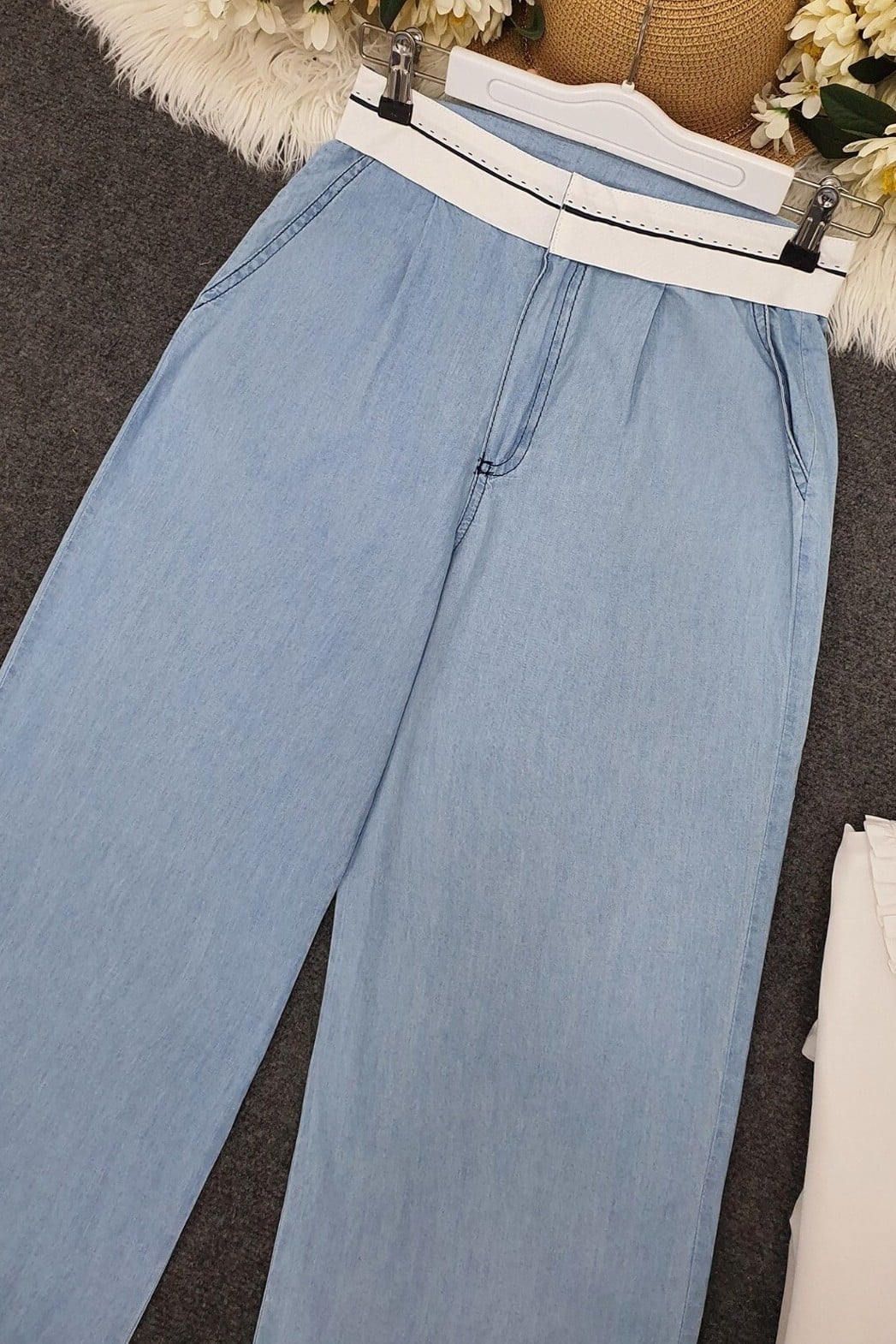 Light Blue High-Waist Wide-Leg Denim Trousers with Belt Detail - Podyumplus - by Peralane - photo 13