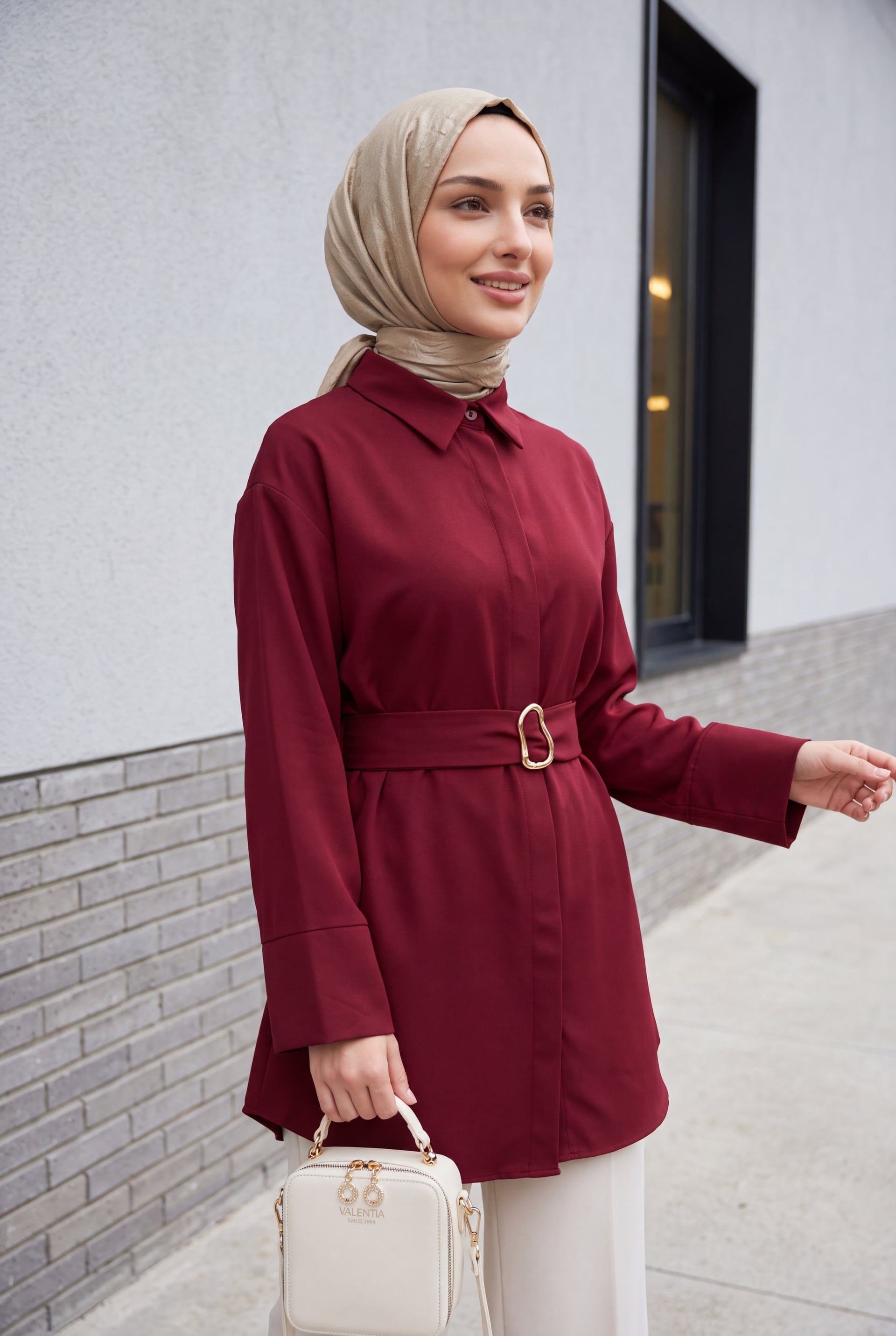 Burgundy Poplin Tunic with Buckled Belt and Double Cuff Sleeves - Podyumplus - by Peralane