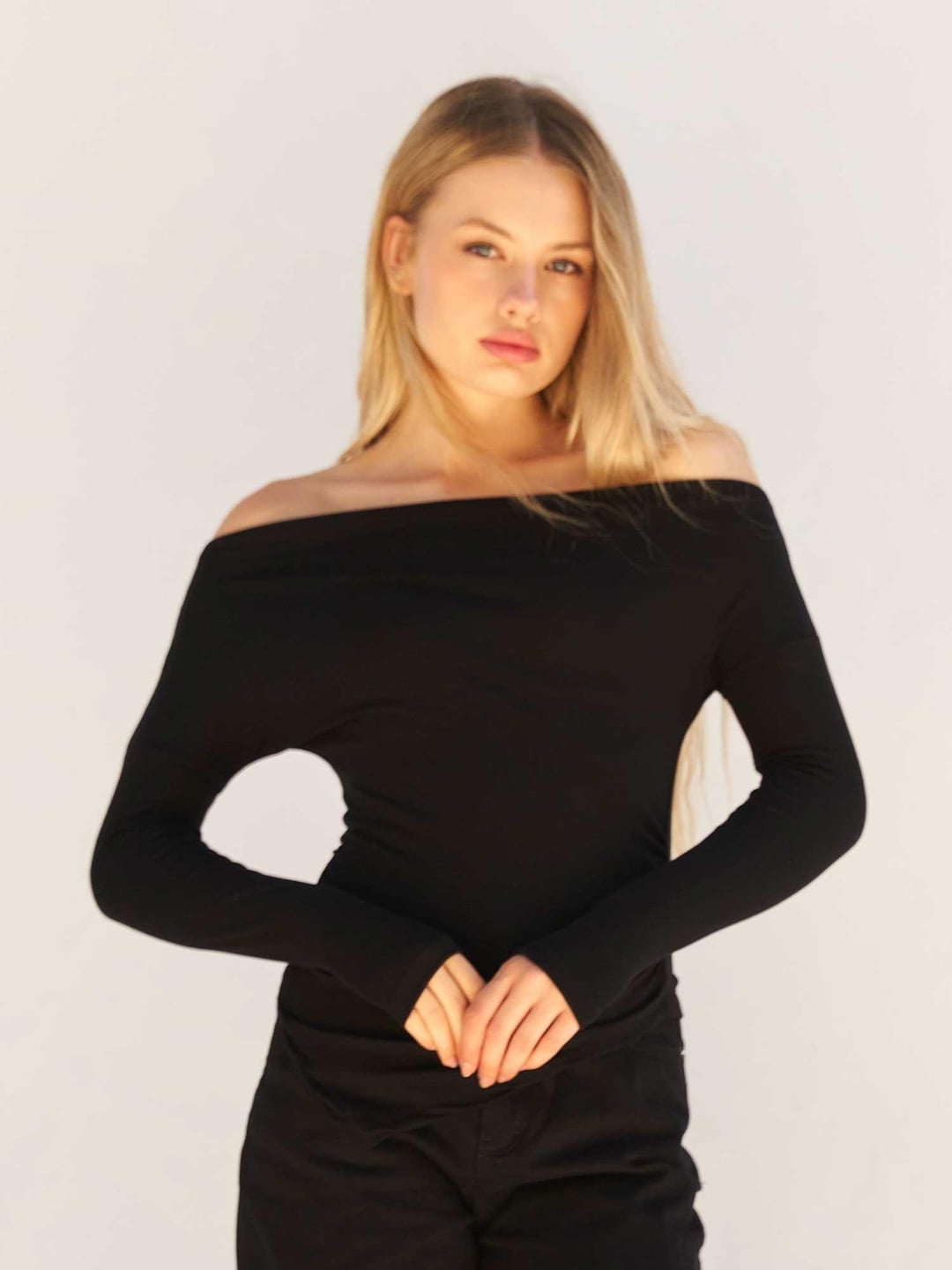 Black Off-Shoulder Ruched Top for Women | Peralane - Lefon - by Peralane - photo 5