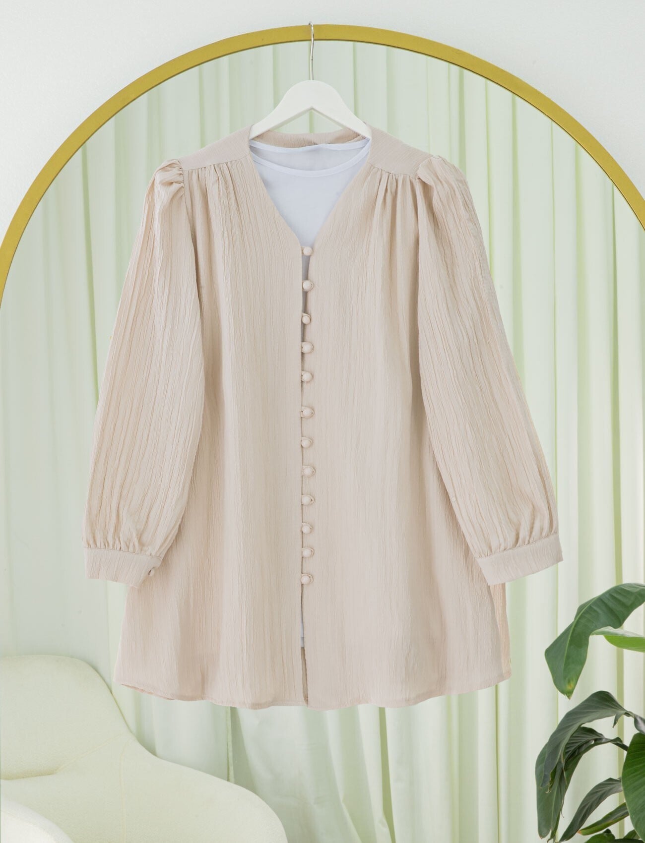 Button-Front V-Neck Crinkle Tunic - Beige - Podyumplus - by Peralane - photo 4