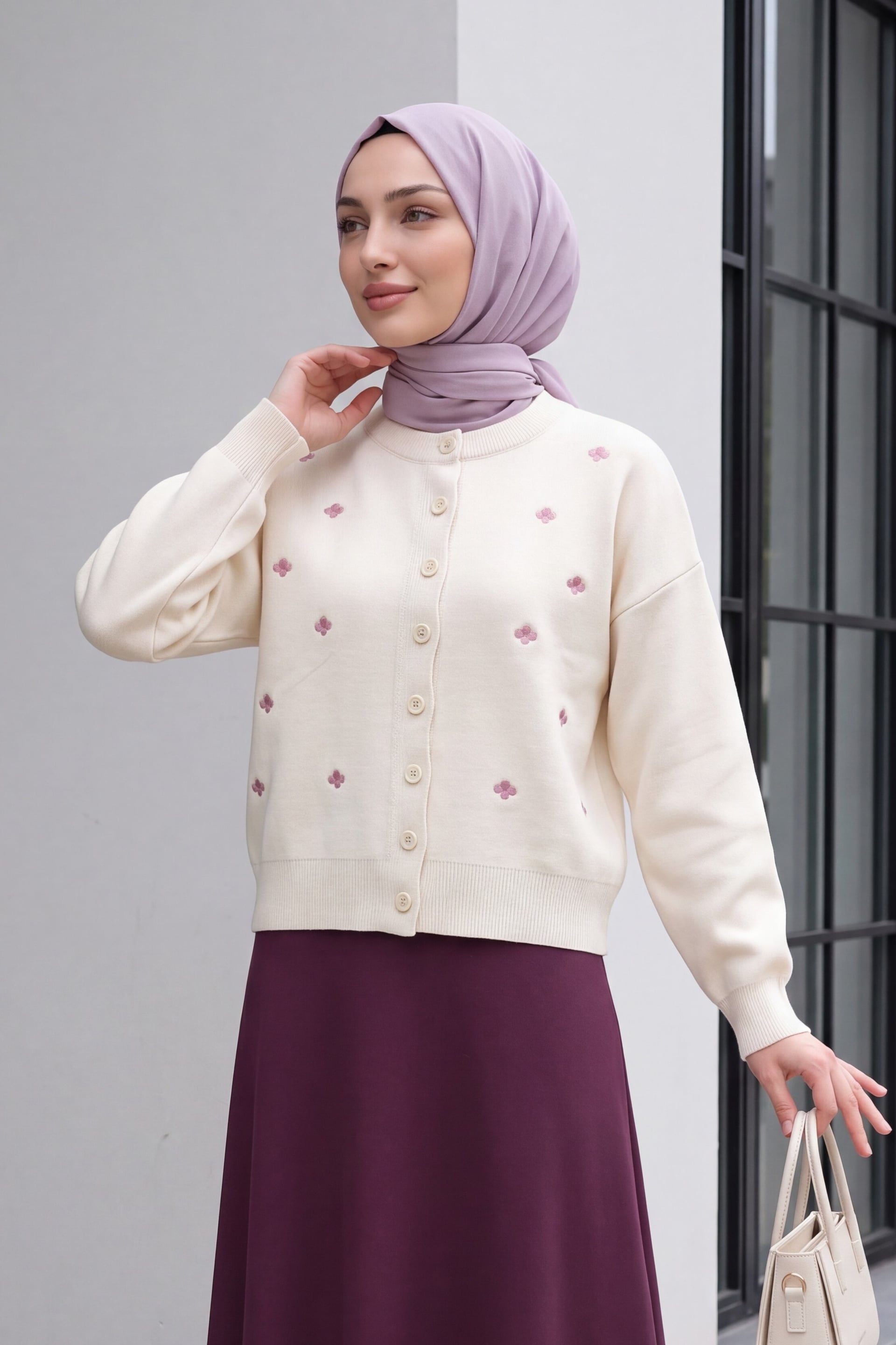 Cream Oversize Knit Cardigan with Scattered Flower Embroidery - Podyumplus - by Peralane