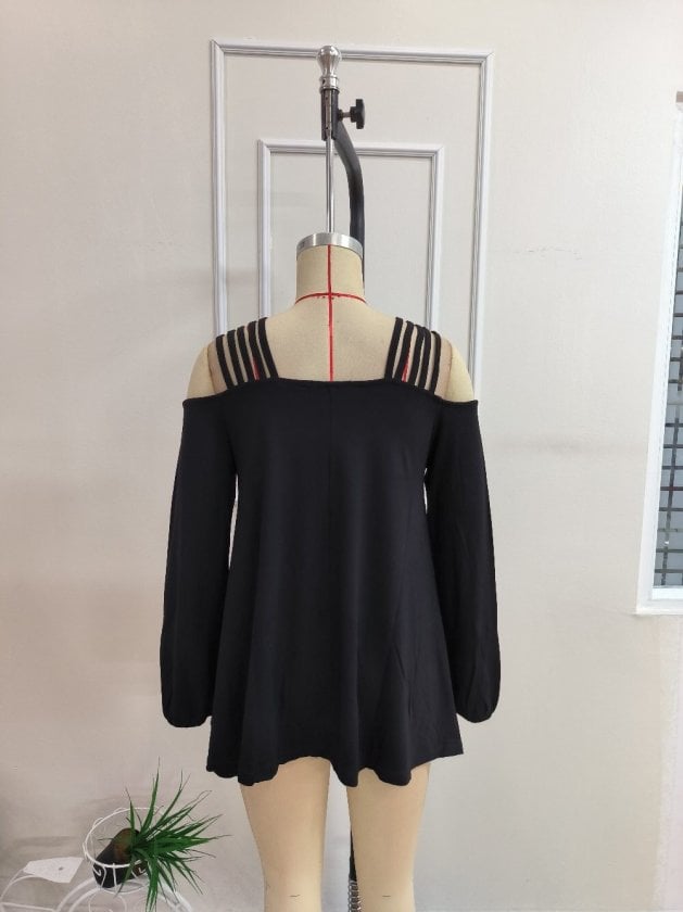 Women's Black Long-Sleeved Viscose Blouse with Open Shoulder Strap Detail - Janes - by Peralane - photo 6