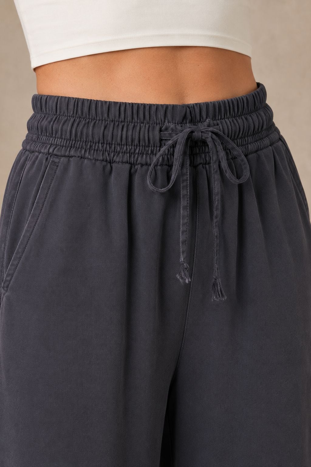 Ribbed Crop Top and Drawstring Wide-Leg Trousers Set - Anthracite - Xlove - by Peralane - photo 5