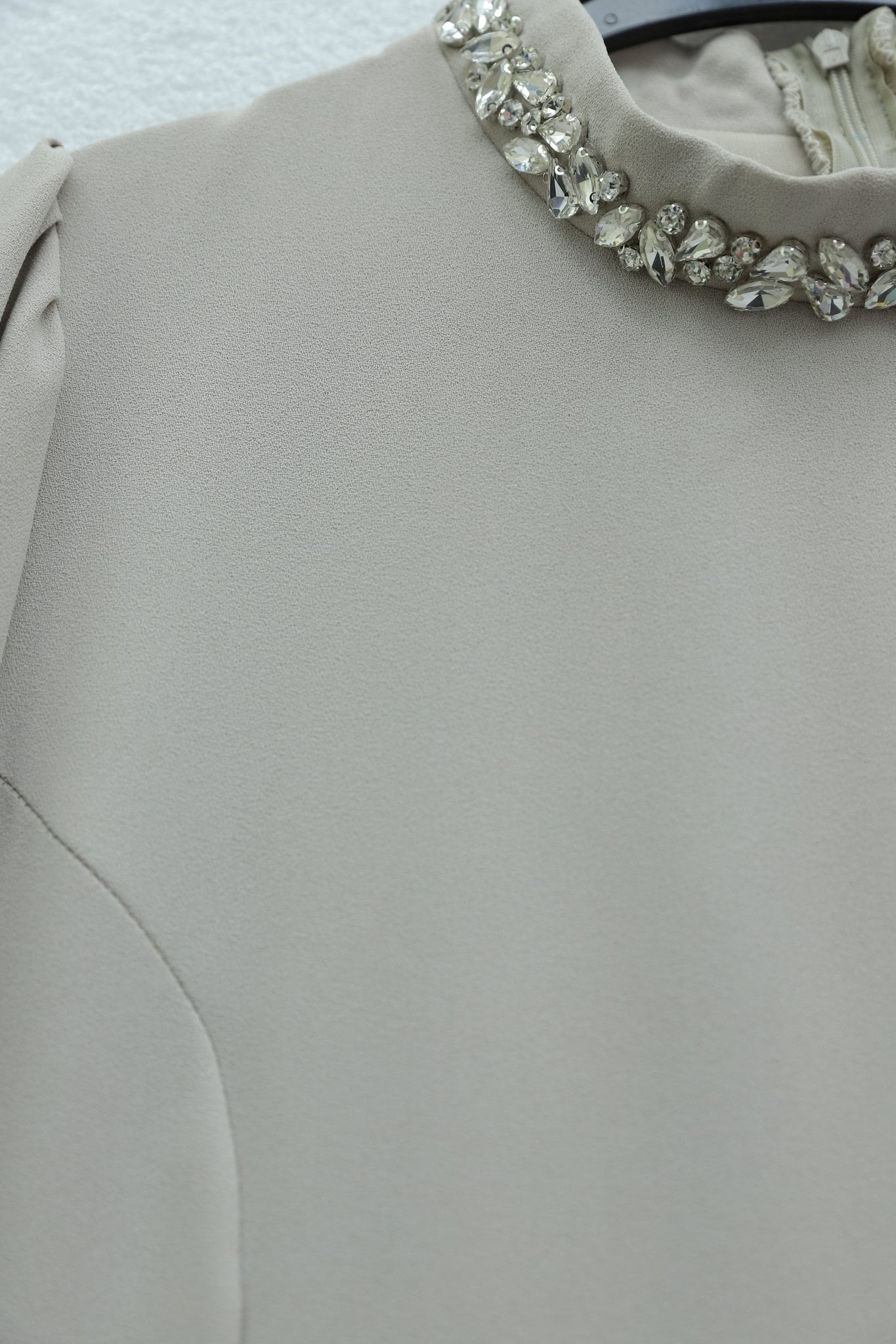 Stone-Colored Crepe Dress with Jeweled Neckline and Waist, Tulle Side Details, Lined - Podyumplus - by Peralane - photo 3