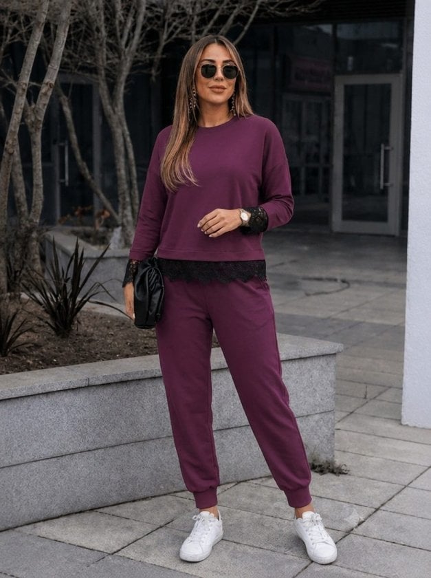 Women's Long-Sleeved Crew Neck Lace Trim Viscose Two-Thread Top and Trousers Lounge Set - Janes - by Peralane - photo 4