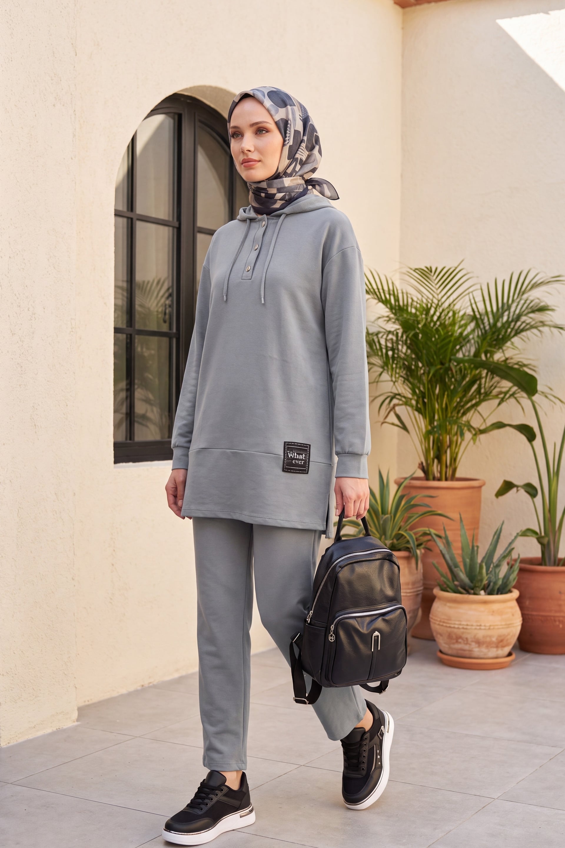 Snap-Front Hooded Tunic and Wide-Leg Trouser Loungewear Set - Silver - Podyumplus - by Peralane - photo 3