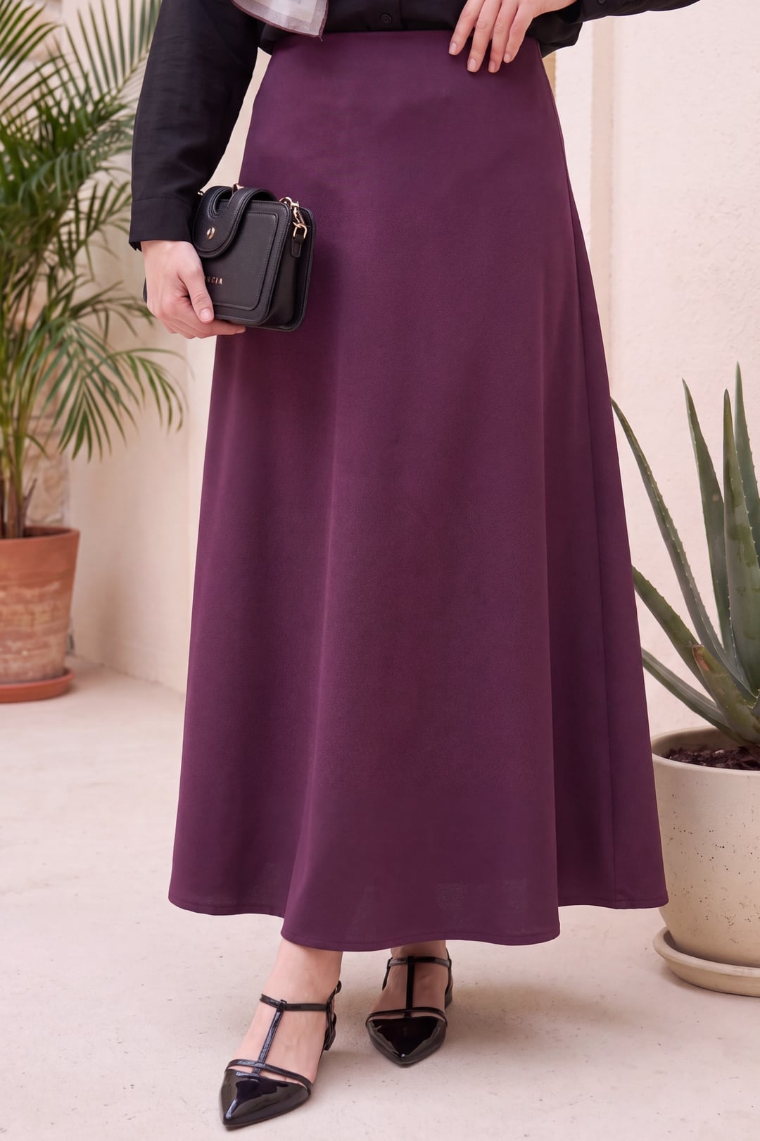 Burgundy Lycra Crepe Flared Maxi Skirt - Podyumplus - by Peralane - photo 3
