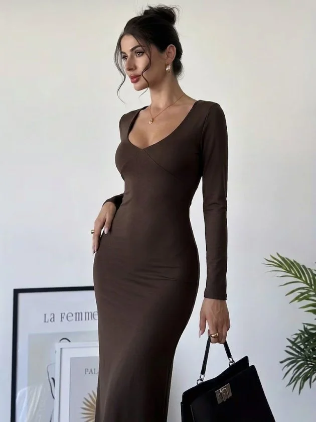 Women's Long Sleeve Deep Neckline Tie Waist Long Dress - Janes - by Peralane - photo 2