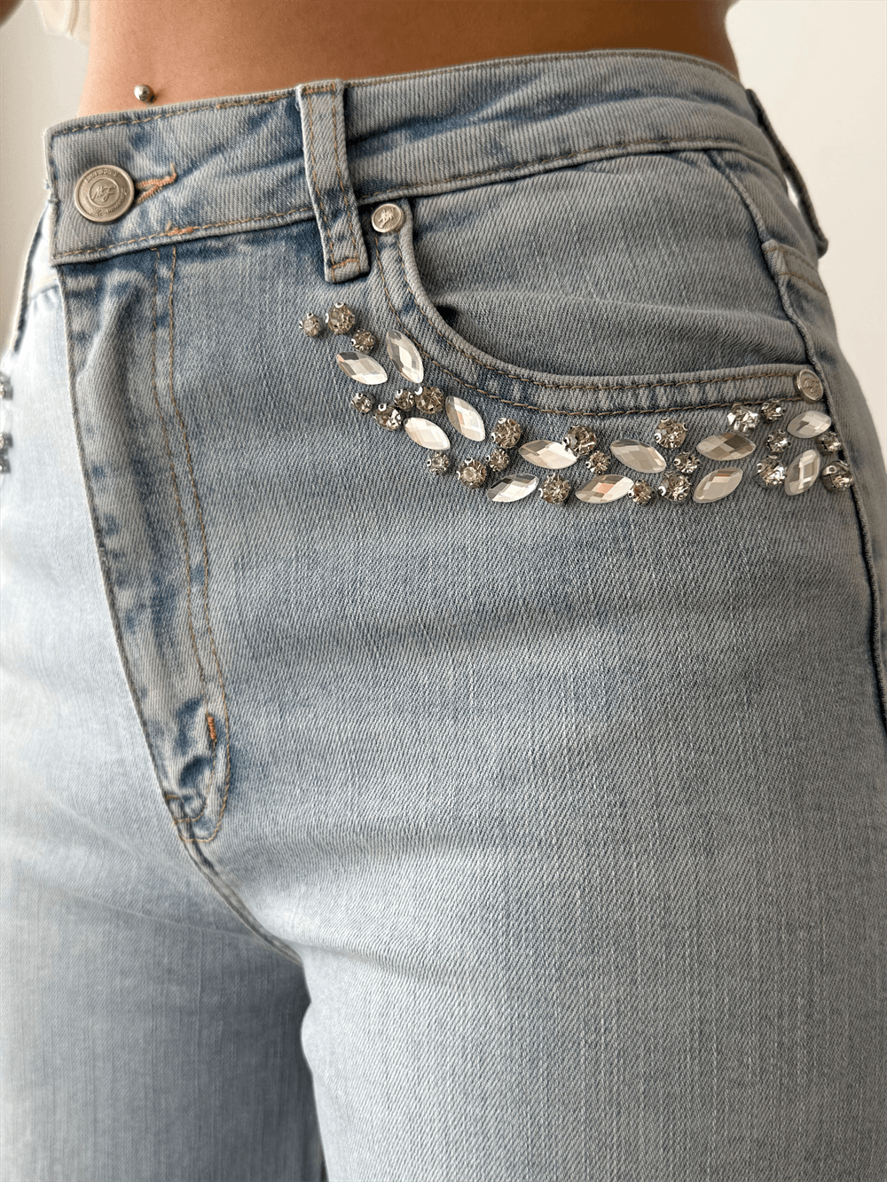 High Waist Rhinestone Detail Light Blue Flared Denim Jeans - Lacarino Jeans - by Peralane - photo 2
