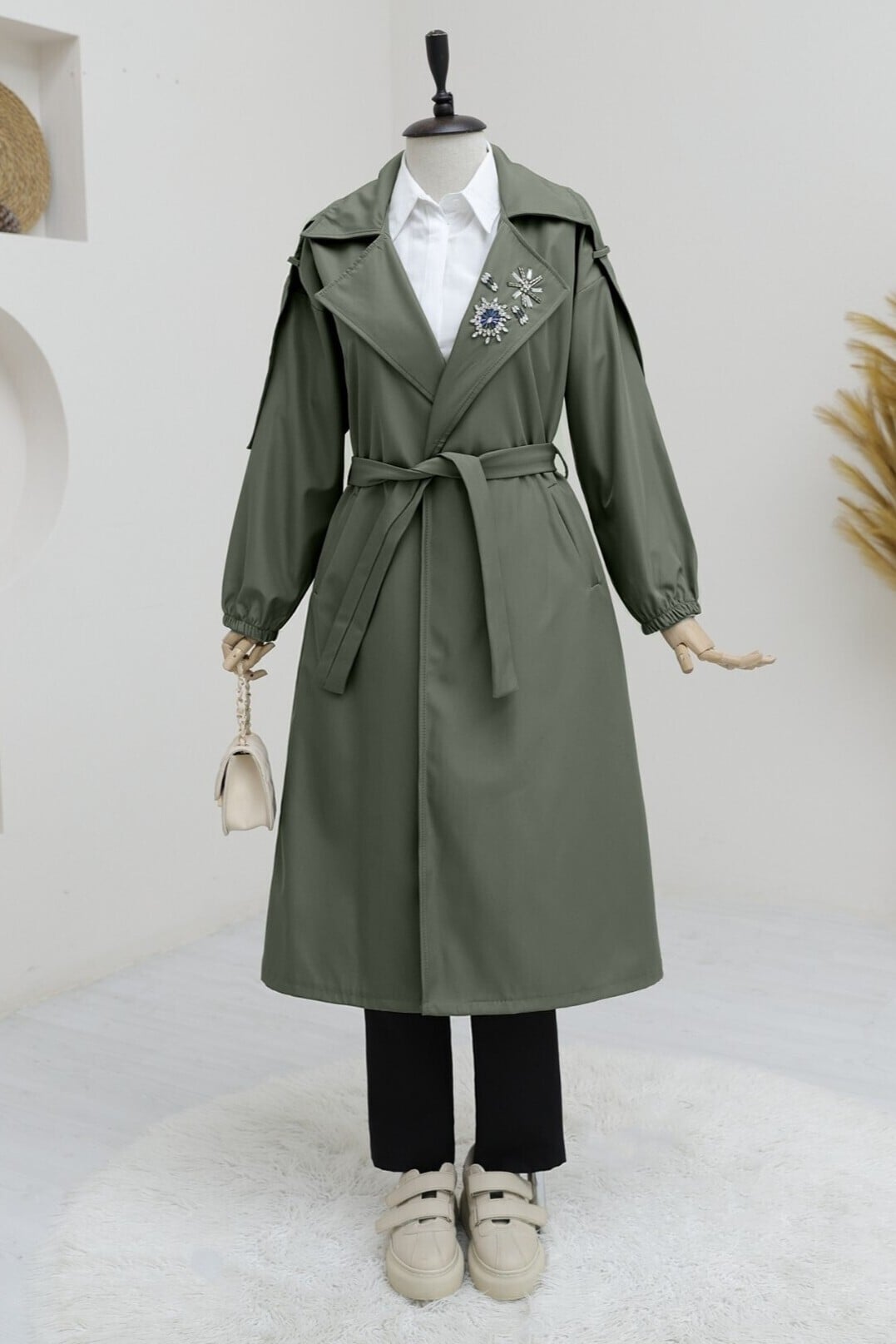 Brooch Detail Balloon Sleeve Trench Coat - Olive Green - Podyumplus - by Peralane