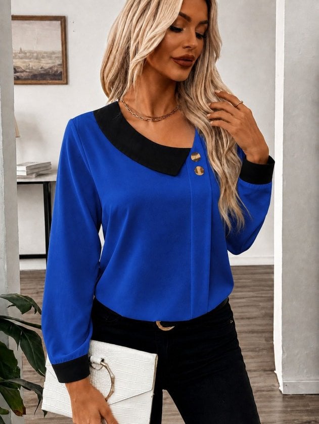 Women's Long-Sleeved Asymmetric Neckline Crepe Blouse with Buttons - Janes - by Peralane - photo 2