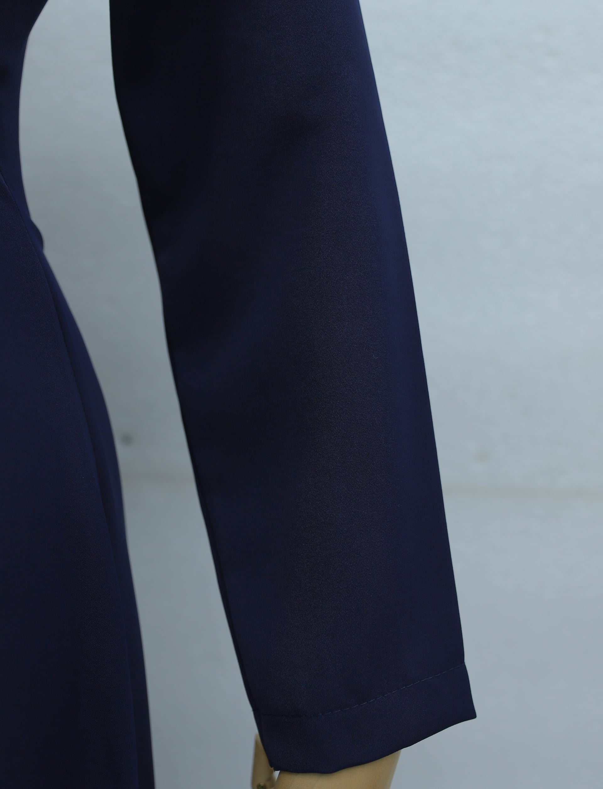 Navy Blue Double Crepe Dress with Pleated Shoulder and Brooch Detail - Podyumplus - by Peralane - photo 7