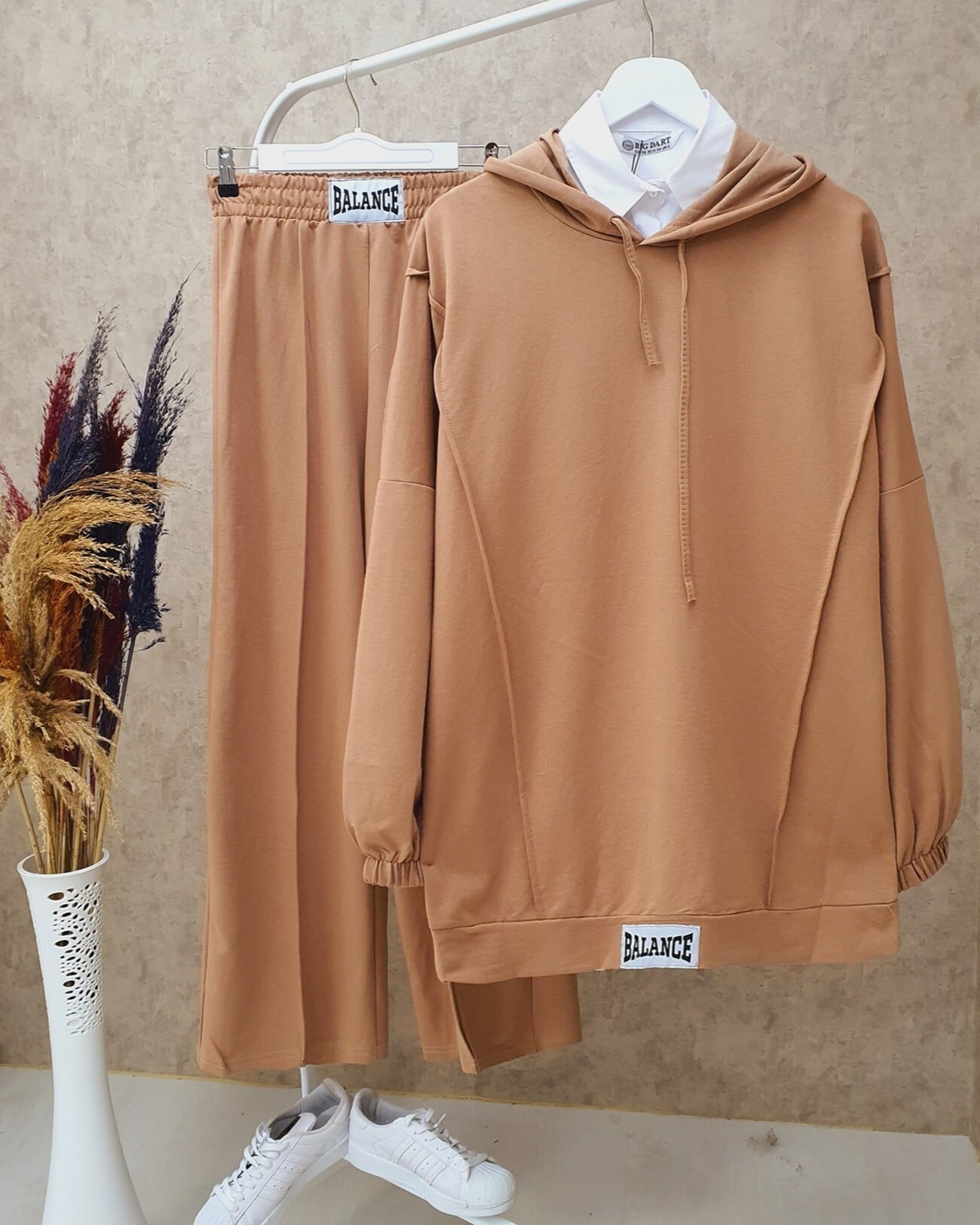 Hooded Knit Lounge Set with Wide-Leg Trousers - Camel - Podyumplus - by Peralane - photo 3