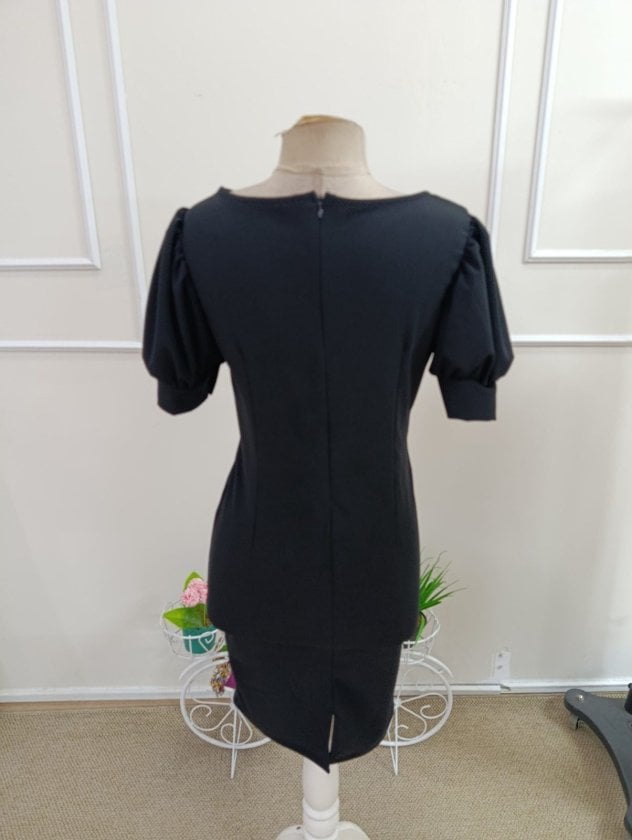 Women's Black Short-Sleeved Scalloped Neck Knit Dress - Janes - by Peralane - photo 5