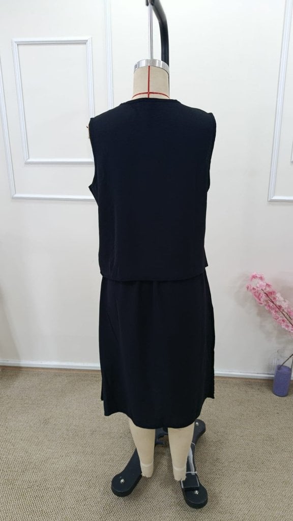 Women's Sleeveless Round Neck Buttoned Aerobin Blouse and Midi Skirt Two-Piece Set - Janes - by Peralane - photo 6