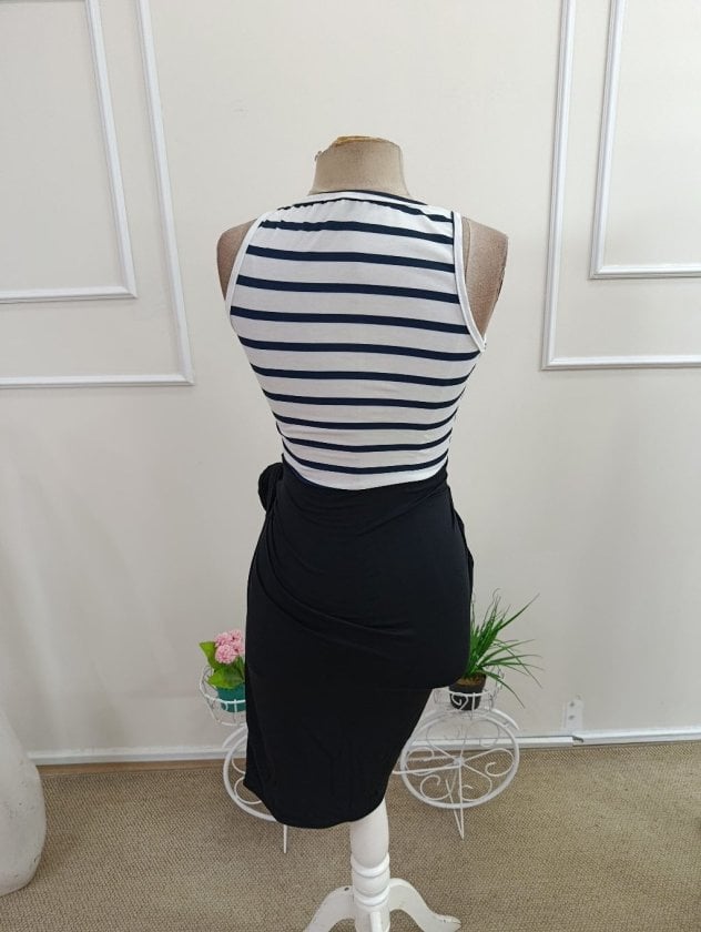 Women's Sleeveless Wrap Dress with Round Neckline and Striped Bodice - Janes - by Peralane - photo 4