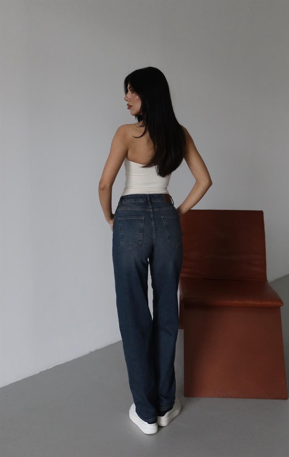 High Waist Half Balloon Fit Coffee Tint Jeans - Lacarino Jeans - by Peralane - photo 6