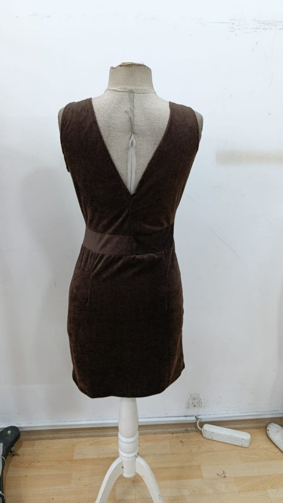 Women's Corduroy Pinafore Dress with V-Neckline and Button Front - Janes - by Peralane - photo 6