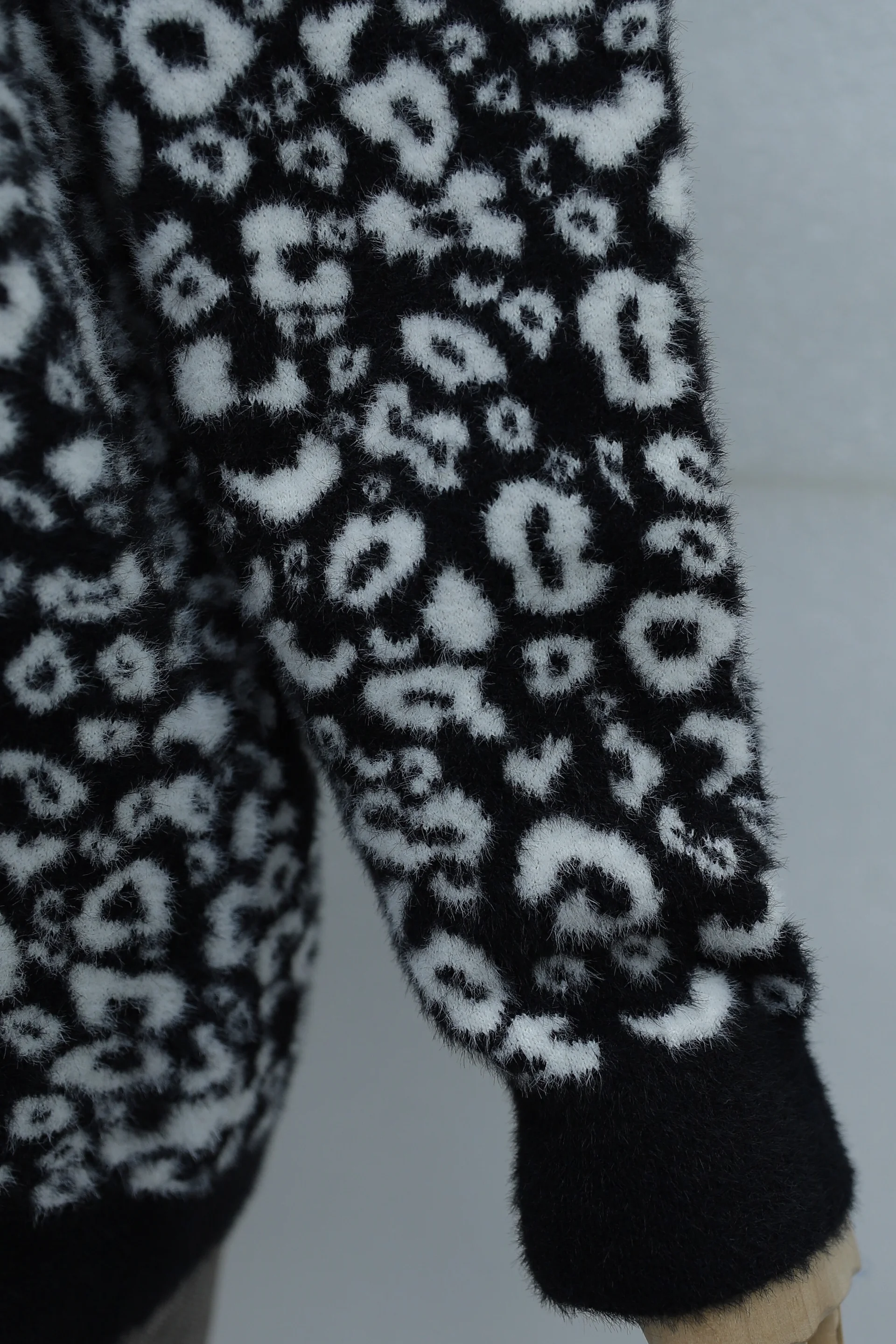 Leopard Print Buttoned Oversize Fringed Knit Cardigan - Black - Podyumplus - by Peralane - photo 8