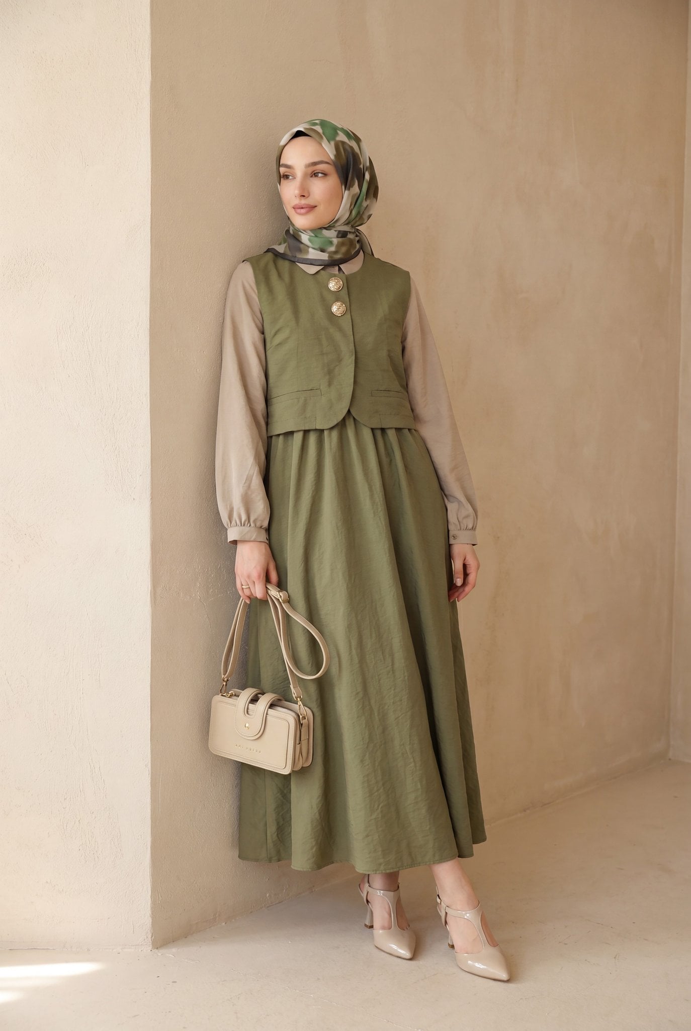 Elastic Waist Half-Button Vest Dress Set in Olive Green - Podyumplus - by Peralane - photo 3