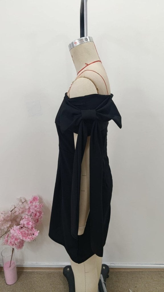 Women's Black Off-Shoulder Bow Detail Short Crepe Dress - Janes - by Peralane - photo 8