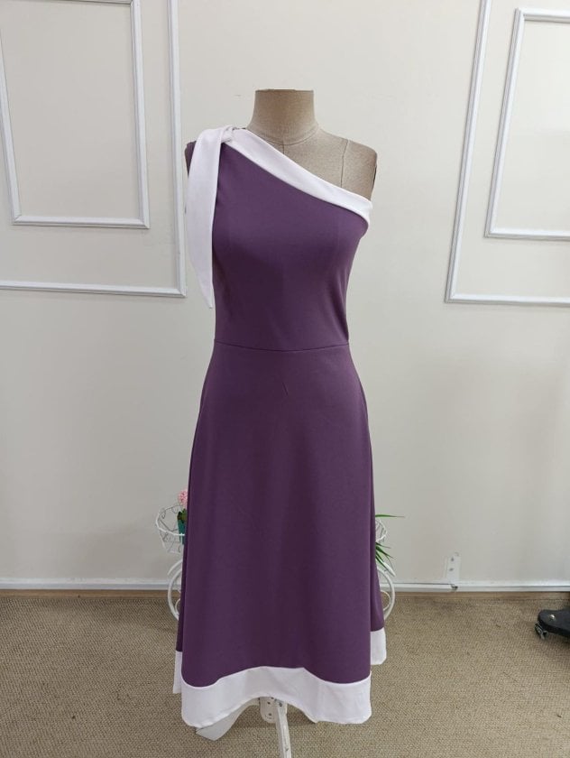 Women's One-Shoulder Ribbon Detail Two-Tone Crepe Dress - Janes - by Peralane - photo 4