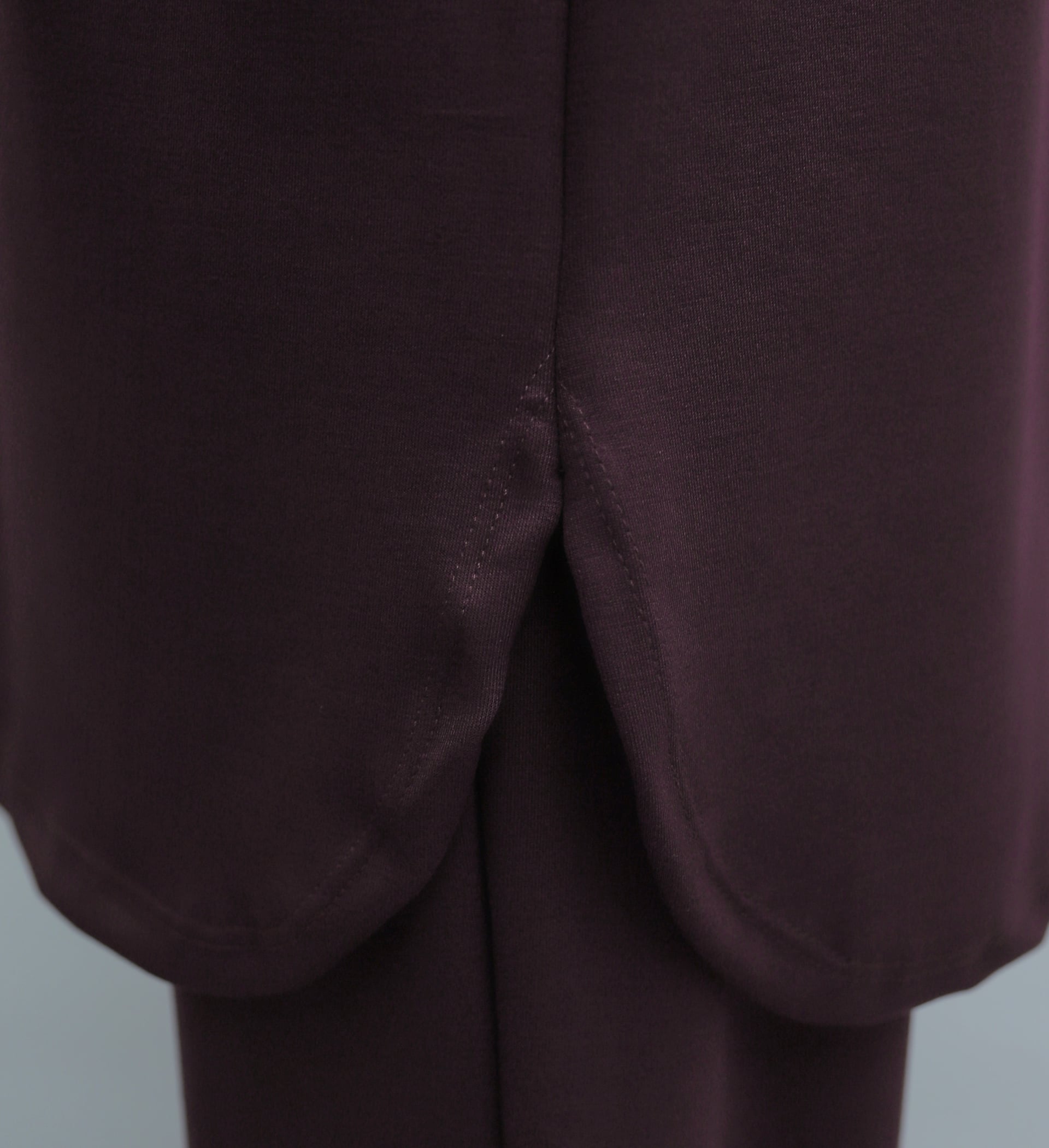 Oval Cut Slit Trimmed Two-Piece Tunic and Wide-Leg Trousers Set in Plum - Podyumplus - by Peralane - photo 5