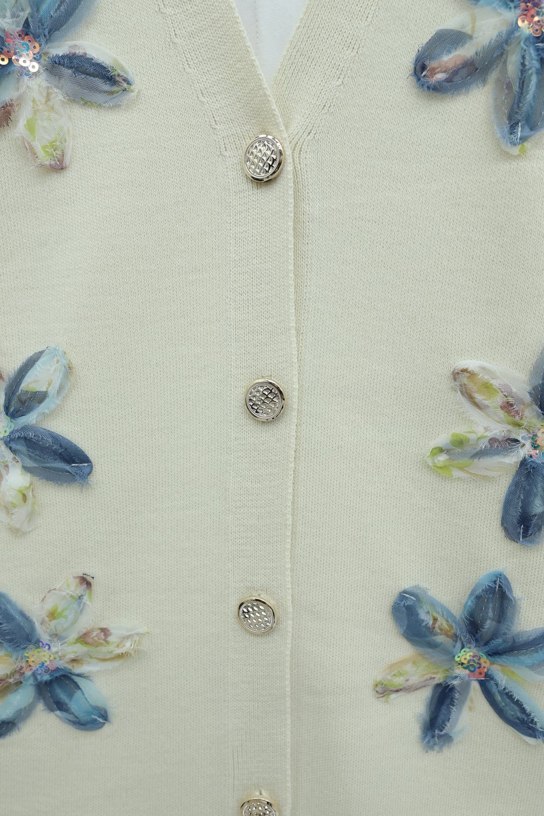 V-Neck Organza Tulle Floral Embroidered Knit Cardigan - Beige - Podyumplus - by Peralane - photo 4