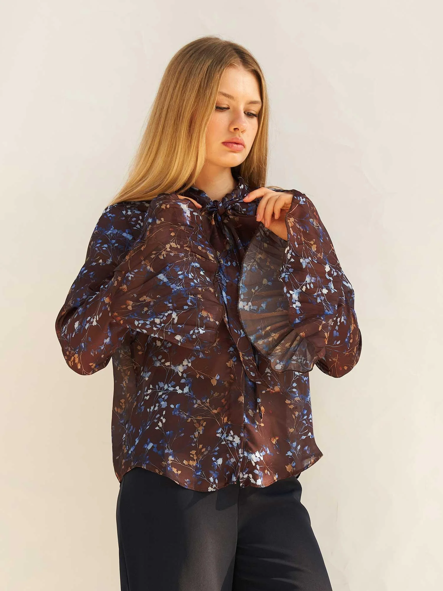 Floral Print Pussy-Bow Blouse – Long Sleeve Sheer Women's Shirt - Lefon - by Peralane - photo 5