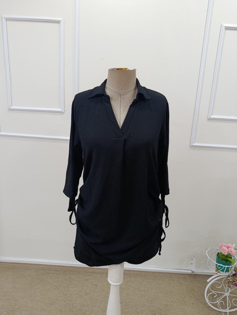 Women's Black Crinkled Cover-Up Dress with Collar and Side Ruched Drawstrings - Janes - by Peralane - photo 5