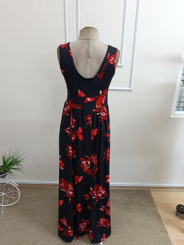 Women's Wrap Maxi Dress with Red Floral Print - Janes - by Peralane - photo 7