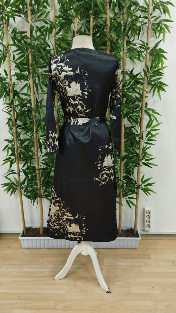 Women's Long Sleeve V-Neck Floral Print Tie Waist Midi Satin Nightdress - Janes - by Peralane - photo 8