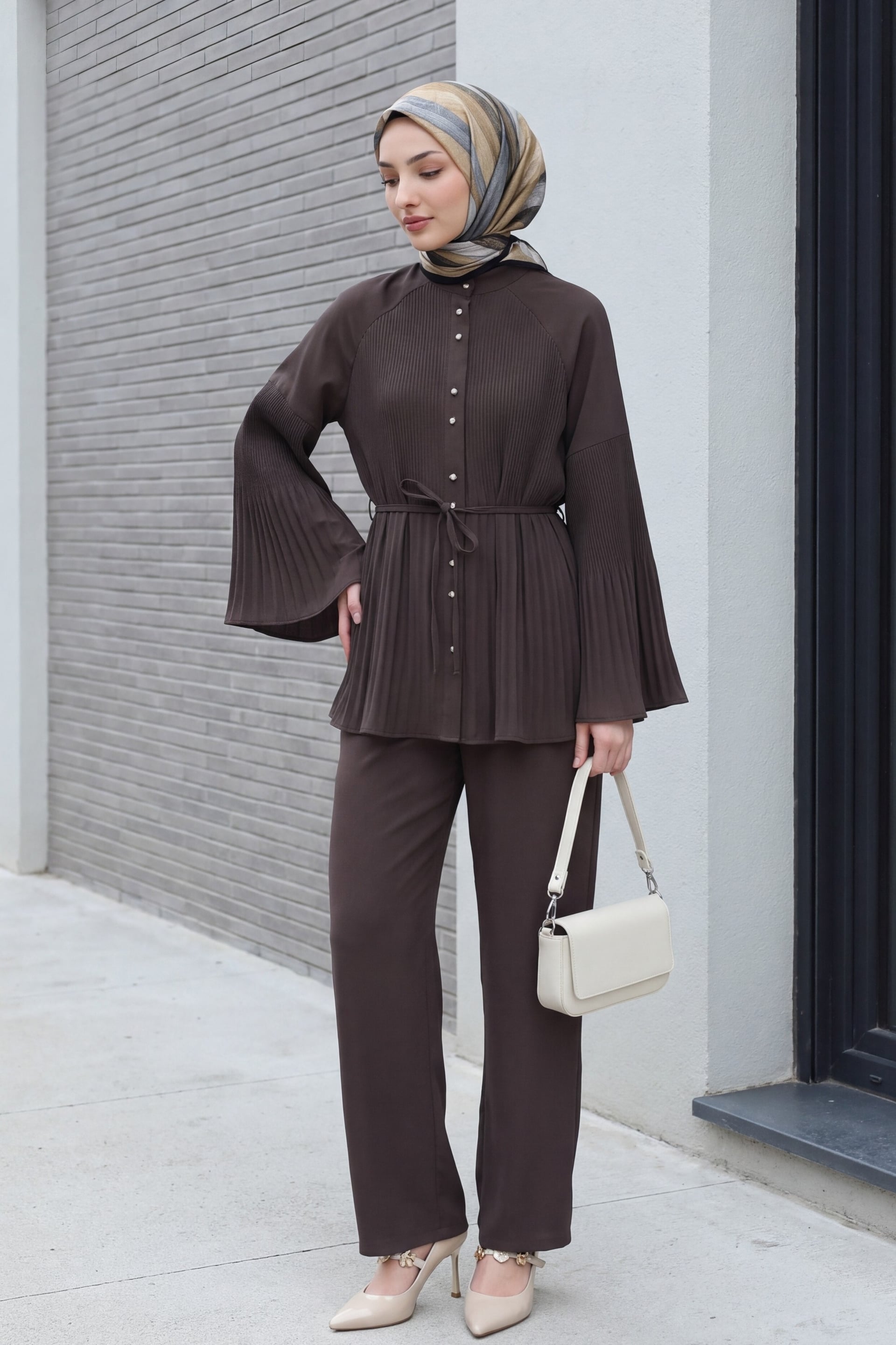 Pleated High-Neck Button Crepe Co-ord Set - Dark Brown - Podyumplus - by Peralane - photo 3