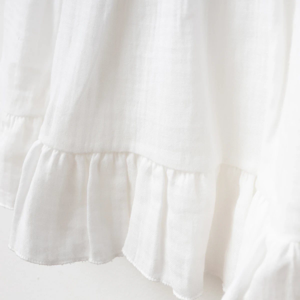 Muslin Dress with Ruffled Hem - White - Pack of 5 - Eslenza - by Peralane