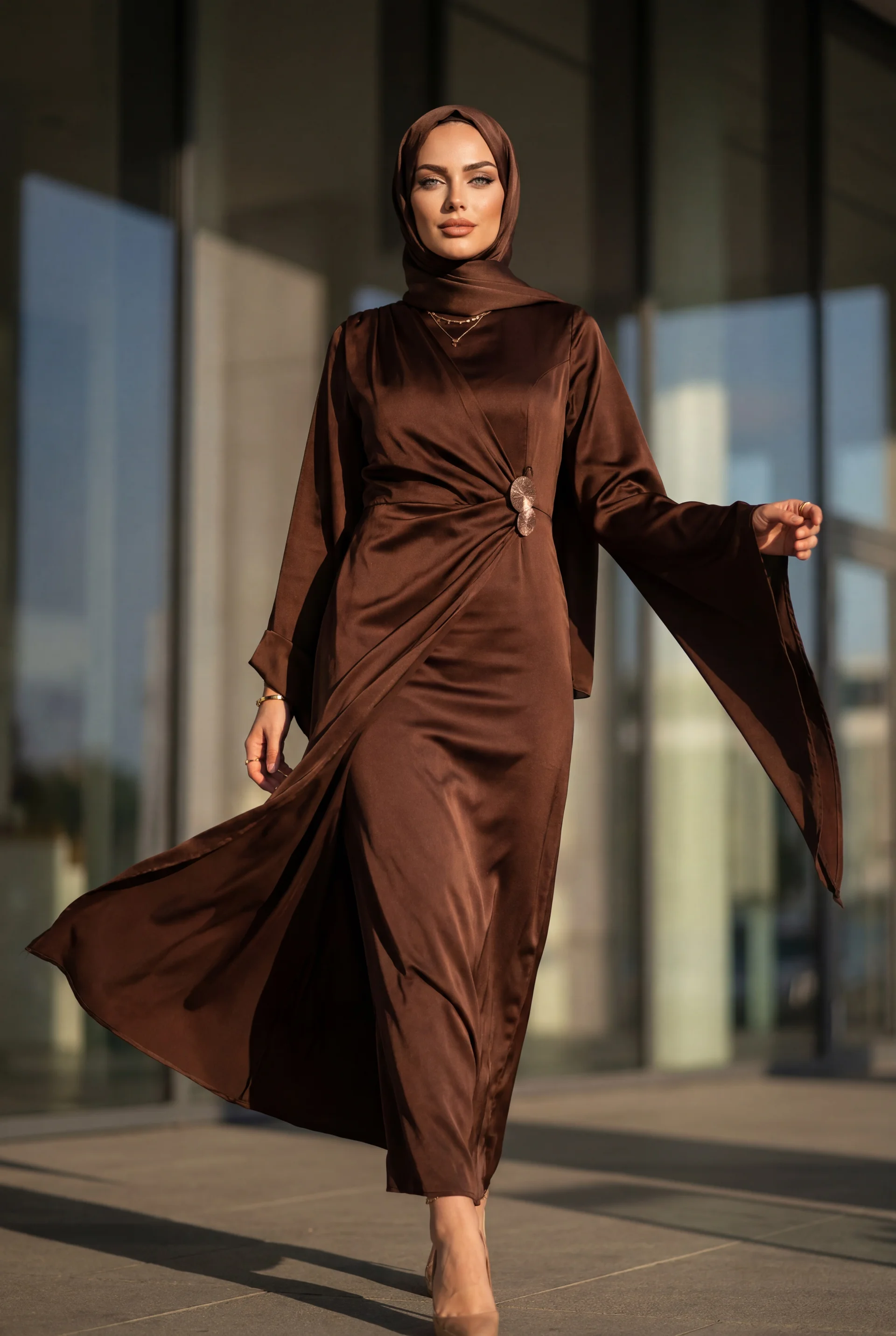 Buckle Detail Double Layer Front Asymmetric Sleeve Satin Evening Dress - Brown - Podyumplus - by Peralane - photo 19
