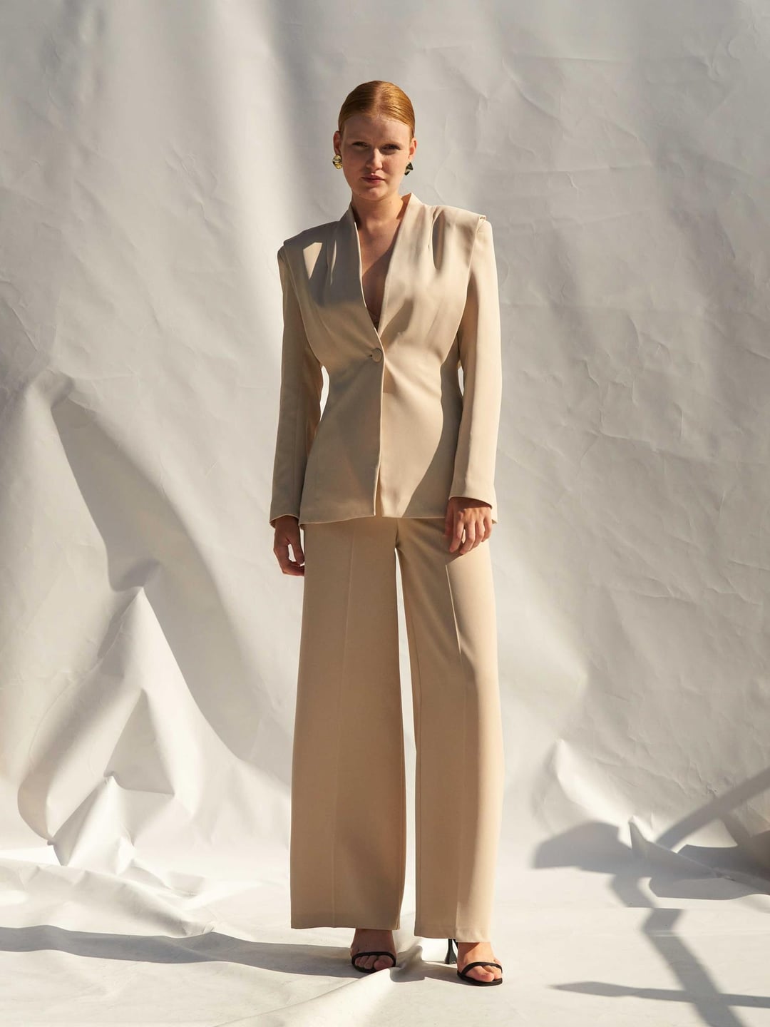 High-Waist Wide-Leg Fluid Trousers - Light Beige - Lefon - by Peralane - photo 2