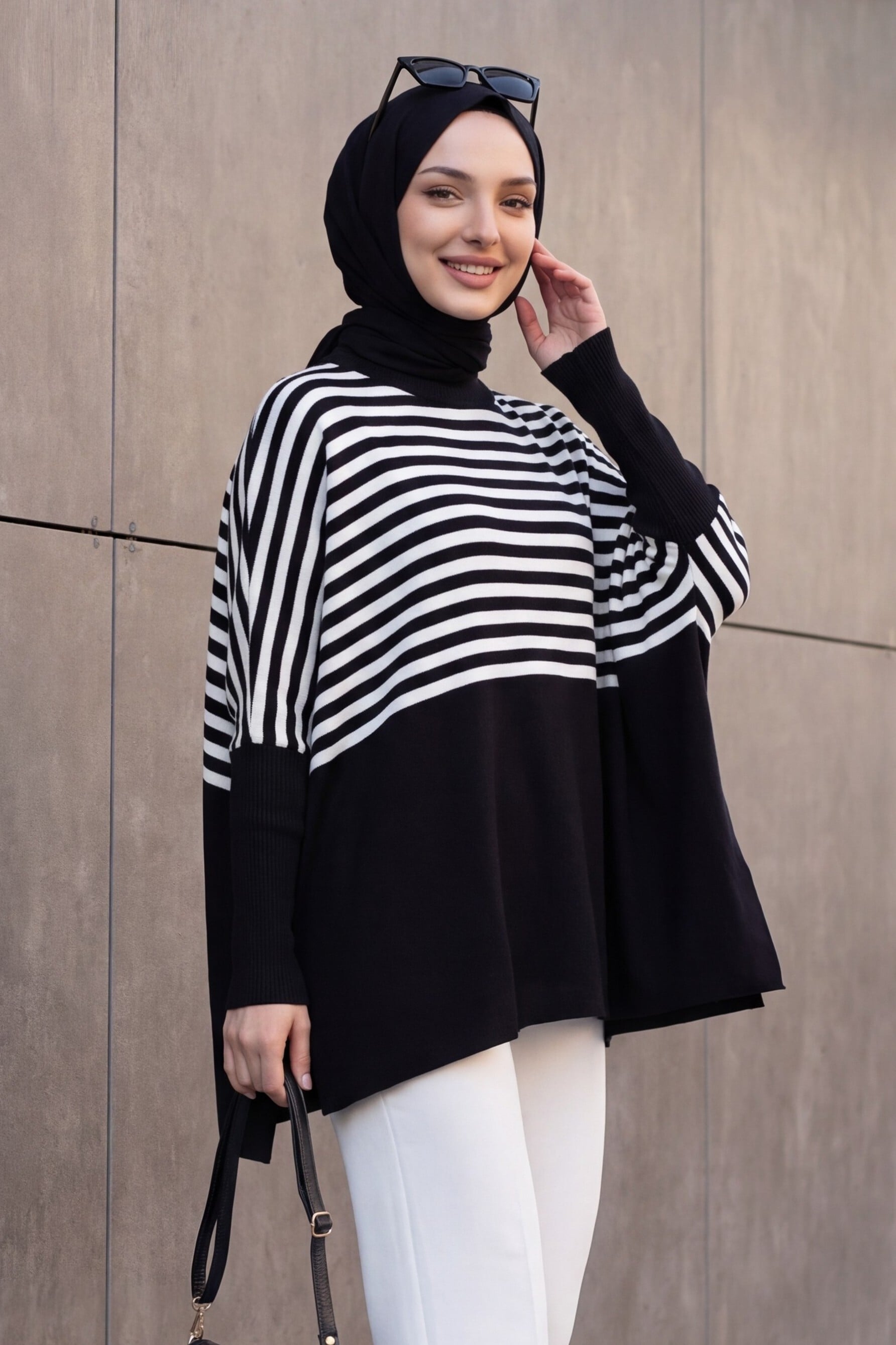 Side Slit Oversized Poncho Knit Sweater - Black - Bigdart - by Peralane - photo 2
