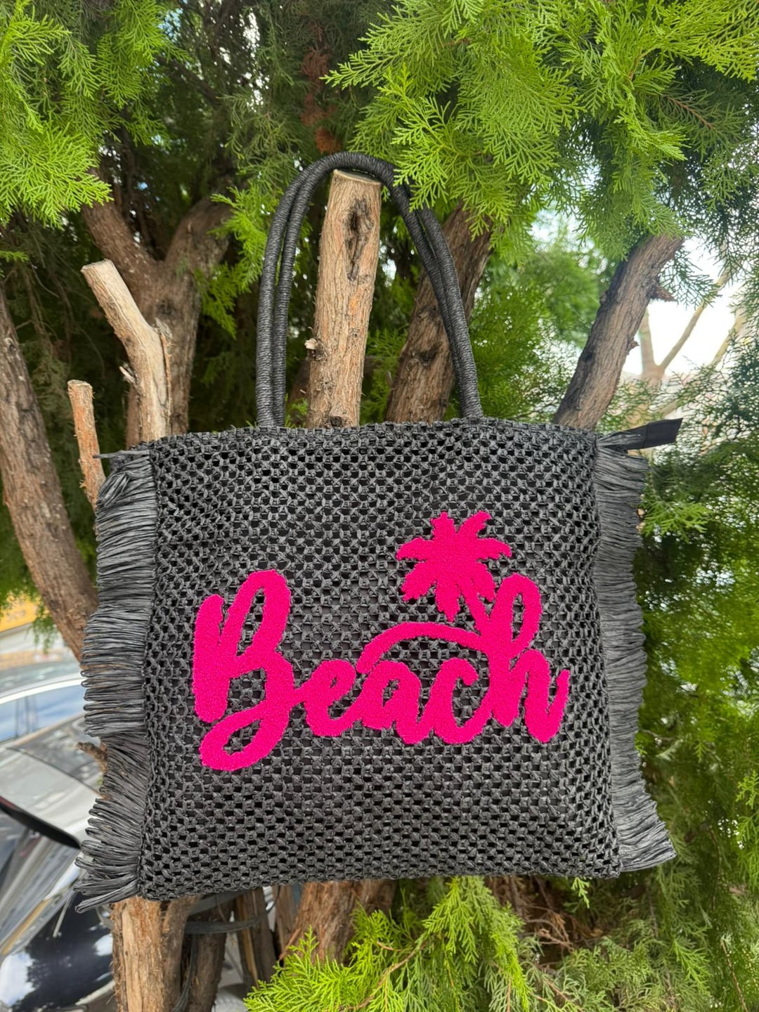 Black Woven Beach Tote Bag with Pink 'Beach' Graphic - Nesvay - by Peralane - photo 2
