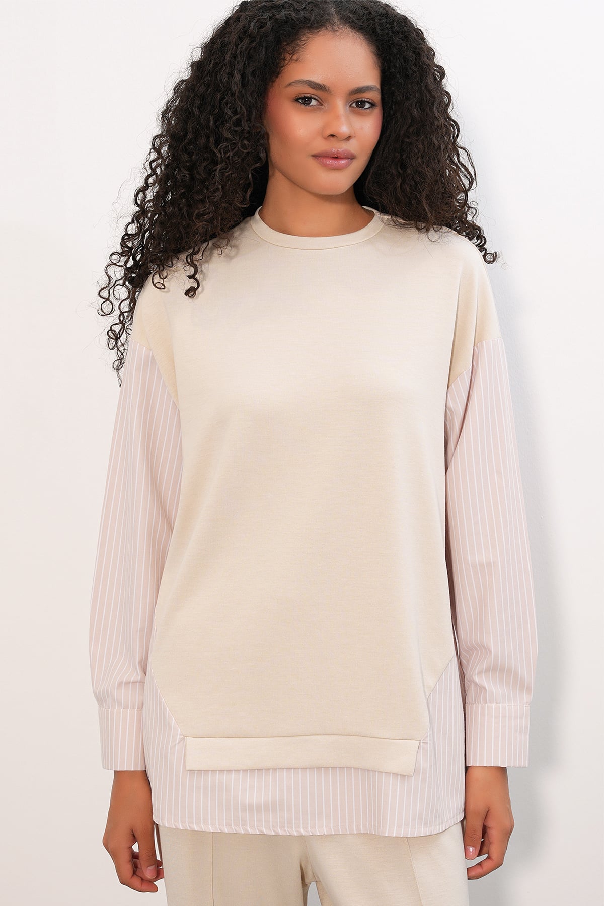 Women's Striped Woven Two-Piece Set - Beige - Bigdart - by Peralane