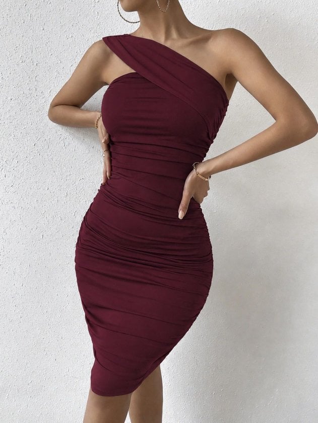 Women's One-Shoulder Sleeveless Ruched Bodycon Dress in Deep Red - Janes - by Peralane - photo 2