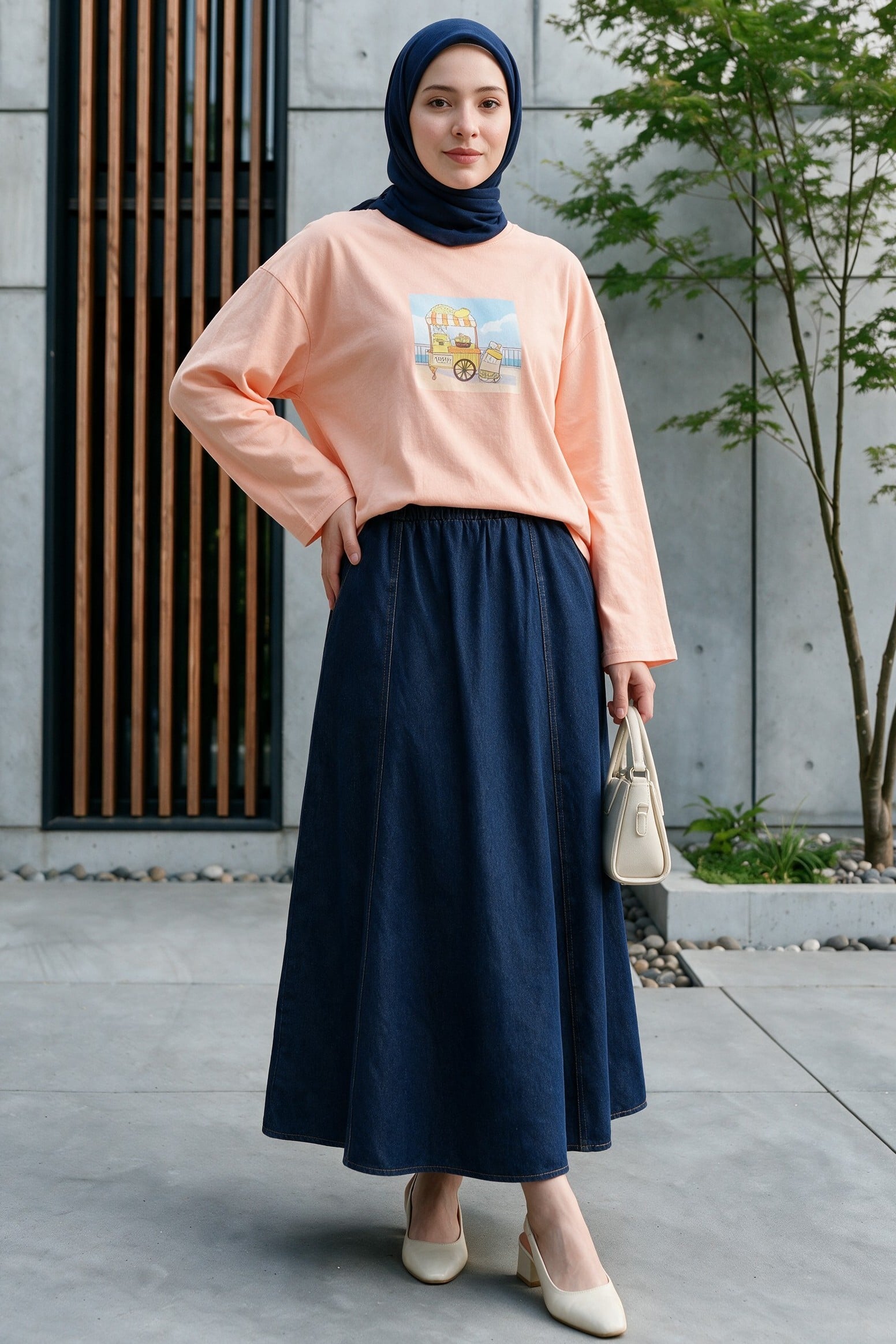 Crew Neck Graphic Print Sweatshirt in Peach - Podyumplus - by Peralane - photo 4